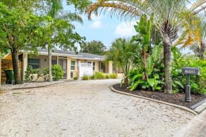 3901 Iroquois Ave, SARASOTA 3901 Iroquois Ave, SARASOTA