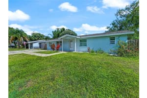 8432 Lantana Dr, SEMINOLE