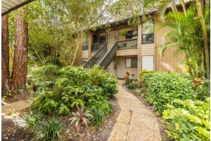1711 Pelican Cove Rd #443, SARASOTA