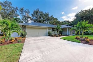 6910 Arbor Oaks Ct, BRADENTON