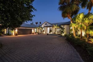 355 W Royal Flamingo Dr, SARASOTA
