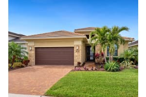 4925 Surfside Cir, BRADENTON