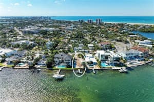 244 N Washington Dr, SARASOTA