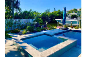 262 Island Cir, SARASOTA