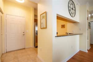 1064 N Tamiami Trl #1209, SARASOTA