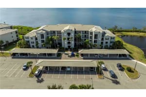 1030 Tidewater Shores Loop #105, BRADENTON