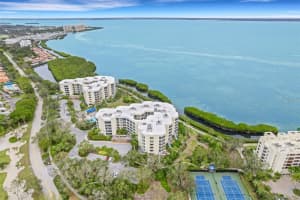 2110 Harbourside Dr #526, LONGBOAT KEY