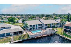 1005 Se 40th St #5, CAPE CORAL