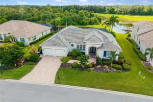 10812 Winding Stream Way, BRADENTON