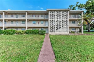 3987 Maceachen Blvd #114, SARASOTA