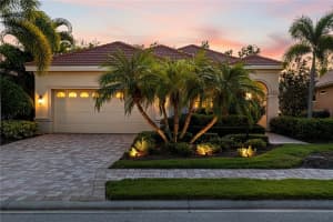 7423 Riviera Cv, LAKEWOOD RANCH