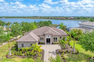 7643 Haddington Cv, BRADENTON