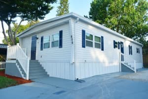 608 River Village Dr, TARPON SPRINGS