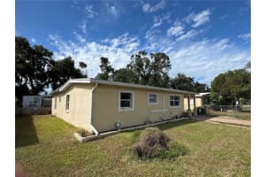 224 W Cornelius Cir, SARASOTA