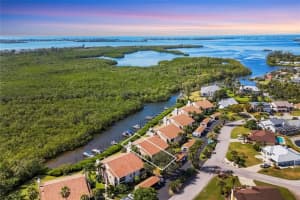 8702 54th Ave W, BRADENTON