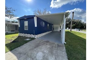 16 Wilderness Dr, LAKE PANASOFFKEE