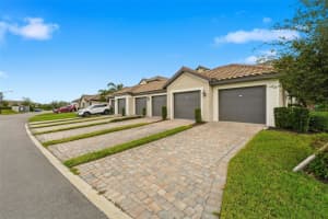 5664 Palmer Cir #106, BRADENTON