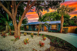 426 Eagles Nest Ln, SARASOTA