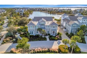 246 Sapphire Lake Dr #201, BRADENTON