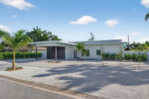 2306 Valencia Dr, SARASOTA