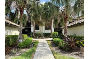 5538 Palmer Cir #104, BRADENTON