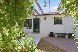 2826 Marlette St, SARASOTA