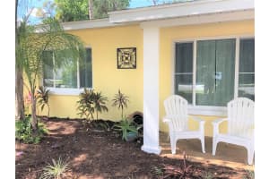 2275 Hawthorne St, SARASOTA