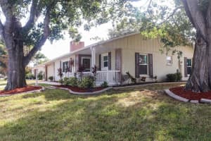 5004 Brandeis Cir N, SARASOTA