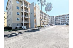 3559 Lake Bayshore Dr #j-204, BRADENTON