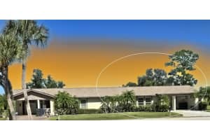 3721 Collins St #812, SARASOTA