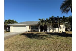 819 S Gondola Dr, VENICE