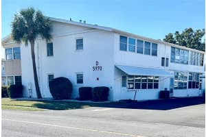 5970 21st St N #3, ST PETERSBURG