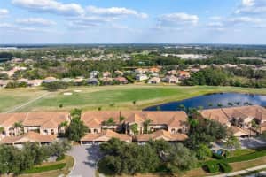 915 Fairwaycove Ln #204, BRADENTON