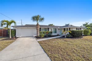 2430 Post Rd, SARASOTA