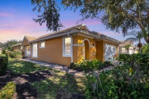 4226 Reflections Pkwy, SARASOTA 4226 Reflections Pkwy, SARASOTA