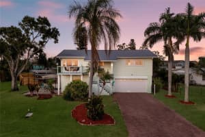 724 44th Street Ct W, PALMETTO