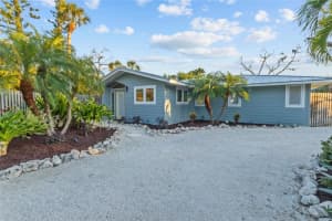 624 Saint Judes Dr, LONGBOAT KEY