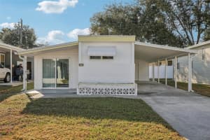 111 Lakeview Dr, PALMETTO