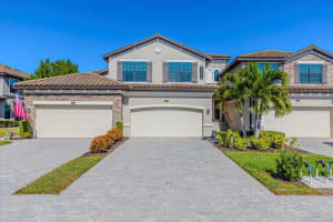 17713 Gawthrop Dr #102, BRADENTON