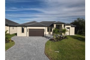 10474 Winnipeg St, PORT CHARLOTTE