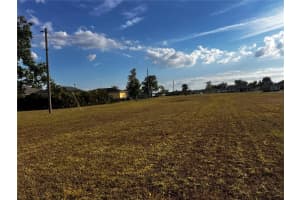 25450 & 25458 Islas Dr, PUNTA GORDA