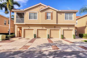 3821 Parkridge Cir, SARASOTA