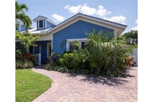 213 75th St, HOLMES BEACH 213 75th St, HOLMES BEACH