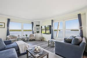 4440 Exeter Dr #206, LONGBOAT KEY