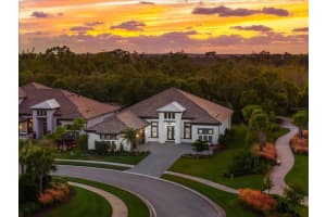 9451 Tequila Sunrise Dr, SARASOTA 9451 Tequila Sunrise Dr, SARASOTA