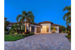 724 Crosswind Ave, SARASOTA