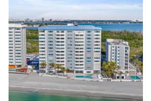 1750 Benjamin Franklin Dr #8d, SARASOTA 1750 Benjamin Franklin Dr #8d, SARASOTA