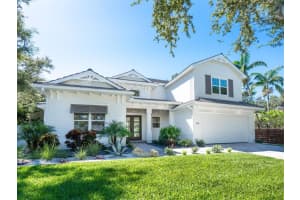 1876 Magnolia St, SARASOTA