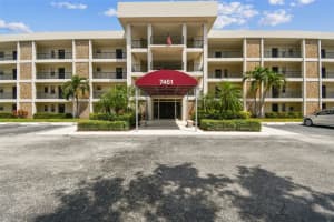 7461 W Country Club Dr N #201, SARASOTA