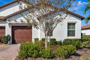 17003 Clear Cork Dr, WIMAUMA 17003 Clear Cork Dr, WIMAUMA